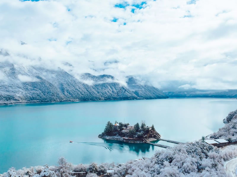 雪域长歌 西藏拉萨 林芝 羊湖 纳木错8天7晚游